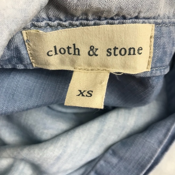 Cloth & Stone Chambray Button Down Back Slit Tank - Picture 6 of 7